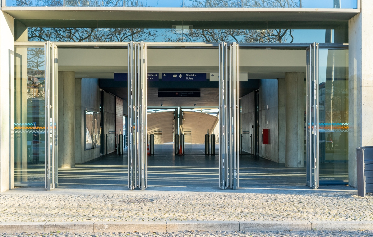 Otomatik Kapı Sistemlerinde Bakım, Servis ve Uzun Ömürlü Kullanım Rehberi